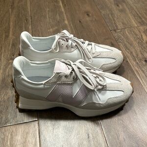 Womens New Balance 327  tennis shoes size 11